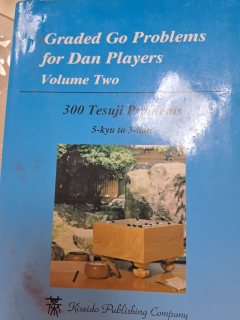 Portada de Graded Go Problems for Dan Players - Volume Two